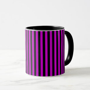 Taza Patrón continuo de rayas negras y rosas