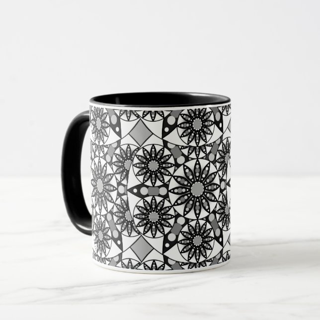 Taza Patrón de Mandala, negro, blanco y gris (Anverso izquierdo)