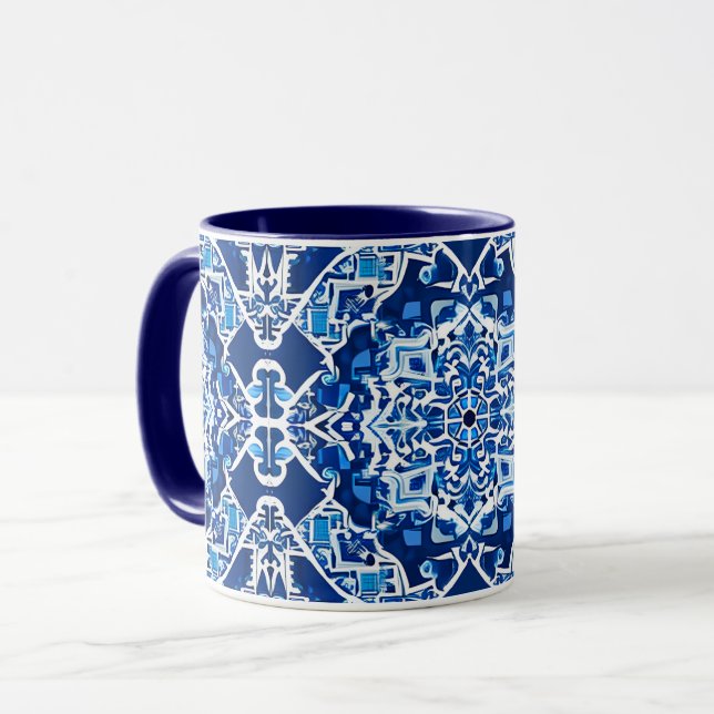 Taza Patrón de mosaico en azul índigo y cobalto (Anverso izquierdo)