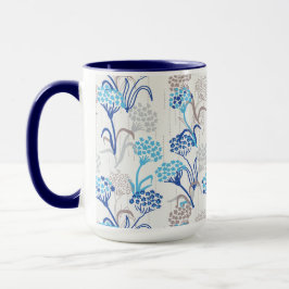 Taza Patrón floral de la hidrangea ligera y aérea