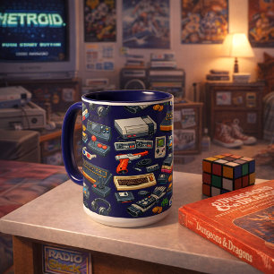 Taza Patrón Retro de Accesorios de Videojuegos de los 8