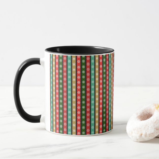 Taza Patrones de navidades sobre fondo oscuro (Con donut)