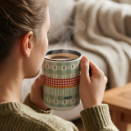 Taza personalizada con nombre floral en verde salv