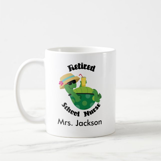 Taza personalizada enfermera jubilada de la (Izquierda)