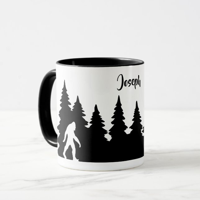 Taza Personalized Bigfoot Sasquatch Silhouette Forest (Anverso izquierdo)