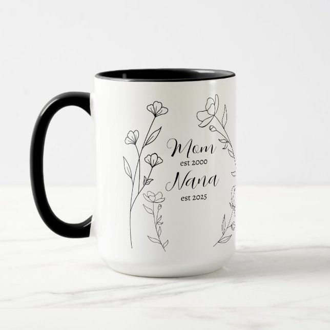 Taza Personalized Mom Nana est year wildflower Mug (Izquierda)