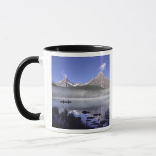 Taza Pescadores en canoa en el lago Waterfowl, Banff