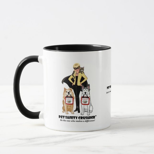 Taza Pet Safety Crusader Coffee Mug  (Izquierda)