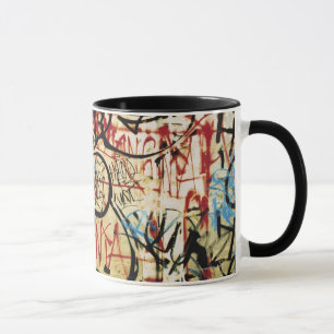 Taza Pintada en una pared