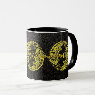 Taza Pisces Gold sobre cuero