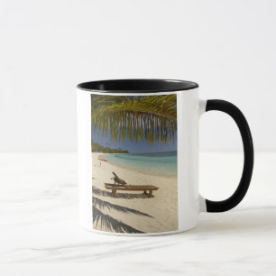 Taza Playa, palmeras y reposera