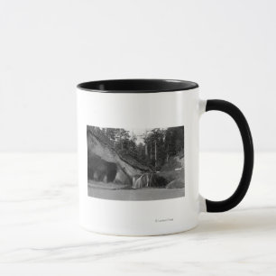 Taza Playa, punto cercano del abrazo de la cascada de