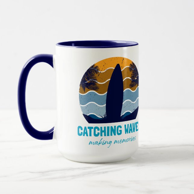 Taza Playa Retro Sunset con olas de agua de mar (Izquierda)