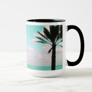 Taza Playa tropical, vistas al océano, nubes rosas, pal