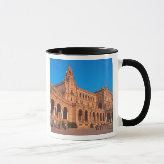 Taza Plaza de España en Sevilla, España. (Derecha)