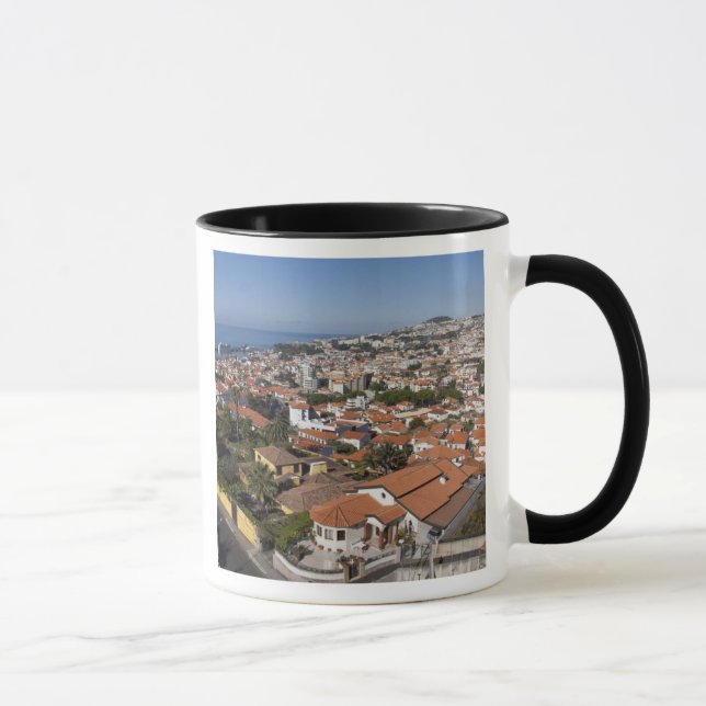 Taza Portugal, Isla de Madeira, Funchal. Camión de cabl (Derecha)