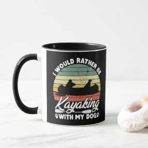 Taza Prefiero estar haciendo kayak con mi amante de los