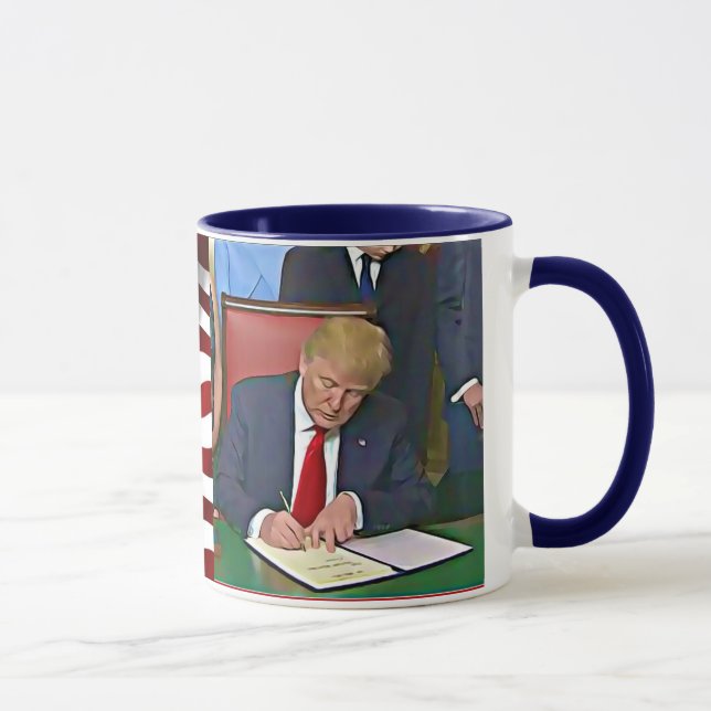 Taza Presidente Donald Trump firmando documentos Coffee (Derecha)