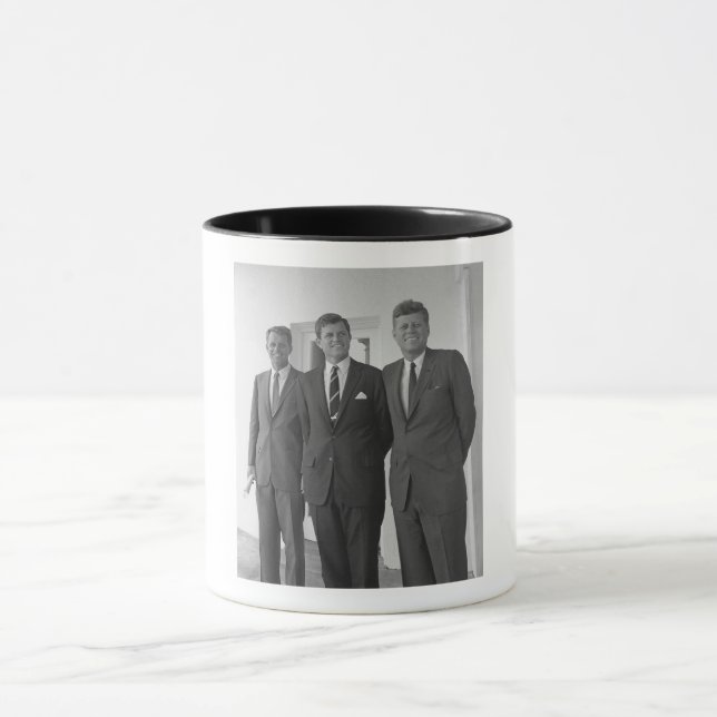 Taza Presidente John Kennedy y Brothers American Camelo (Centro)