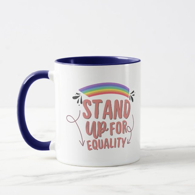 Taza Pride Month Rainbow Stand Up Coffee Mug  (Izquierda)