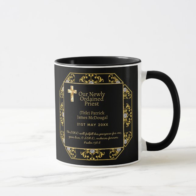 Taza PRIEST - La Biblia de regalo recién ordenada contr (Derecha)
