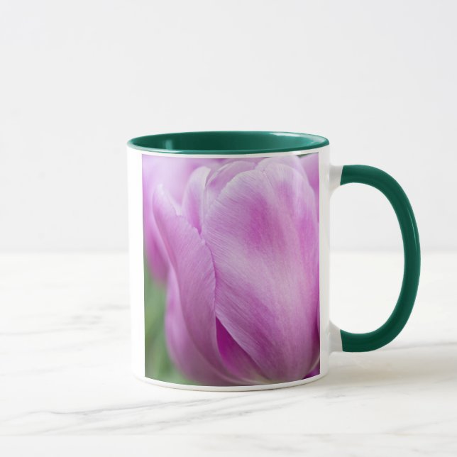Taza Primer plano de tulipán (Derecha)