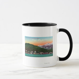 Taza Primer puerto de entrada en la opinión de Alaska