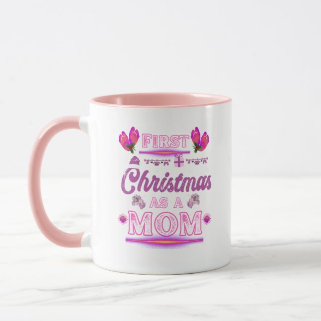 Taza Primera Navidad como Mamá de una Bebé Mujer (Izquierda)