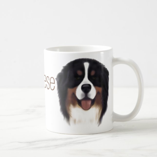 Taza principal masculina del estudio de Bernese de (Derecha)