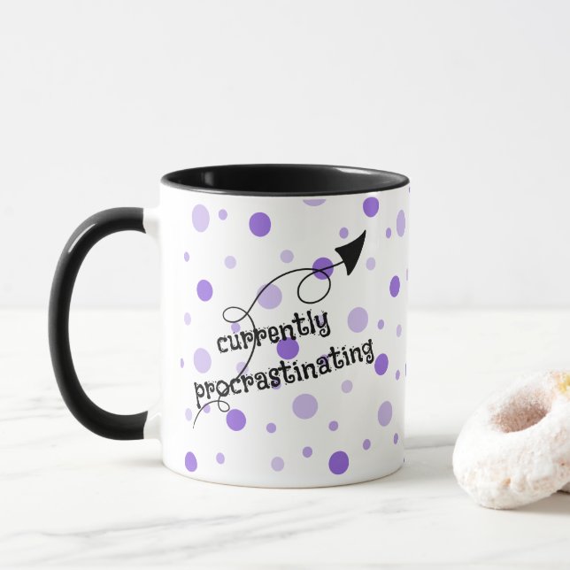 Taza Procrastinando actualmente el hongo polaco (Con donut)
