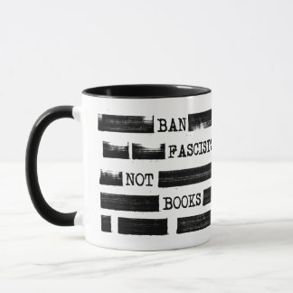 Taza Prohibir a los fascistas no libros borrados
