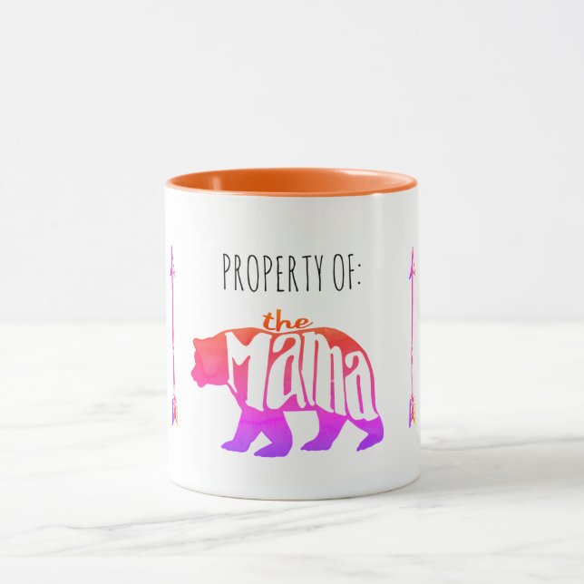 Taza Propiedad de encargo de mamá Bear Orange y multi (Centro)