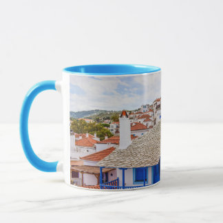 Taza Pueblo tradicional en la tumba