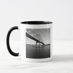 Taza Puente B&W del hierro