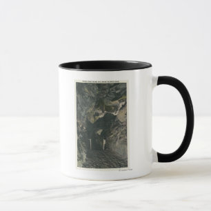 Taza Puente bajo opinión de la roca de la balanza