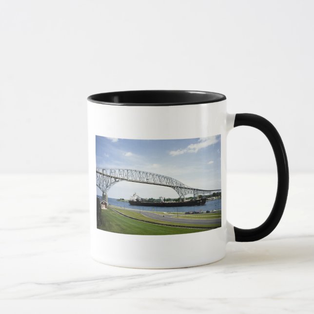 Taza Puente de Bluewater antes de había dos (Derecha)