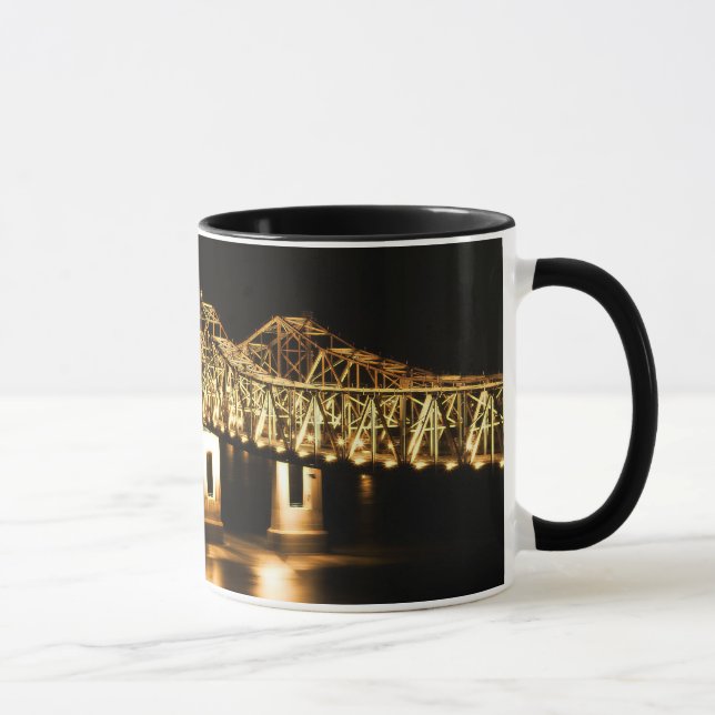 Taza Puente de Natchez-Vidalia - resplandor de oro (Derecha)