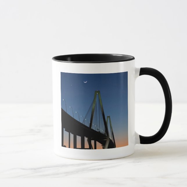 Taza Puente del Jr. de Arturo Ravenel en la oscuridad (Derecha)