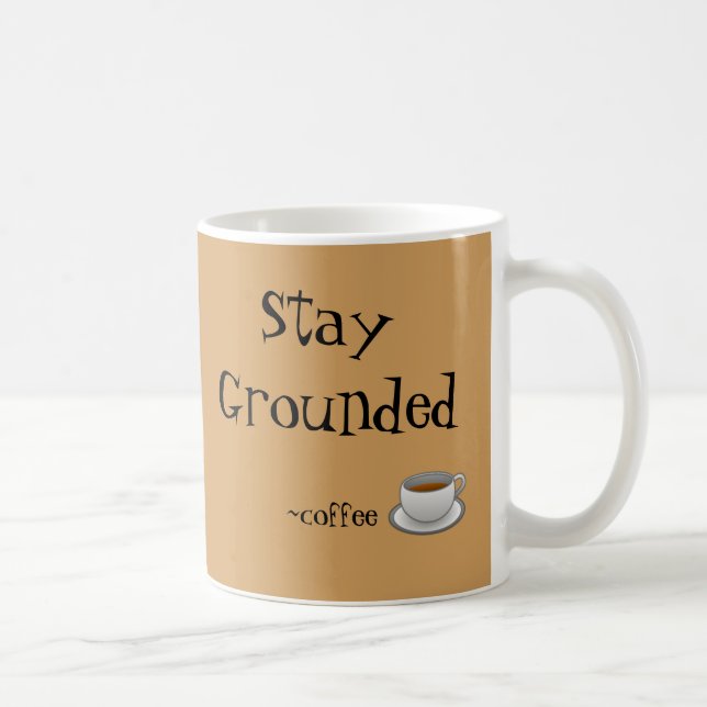 Taza puesta a tierra estancia del café (Derecha)