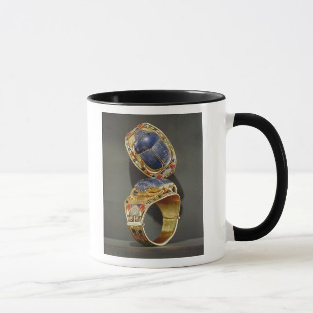 Taza Pulsera del escarabajo, de la tumba de Tutankhamun (Derecha)