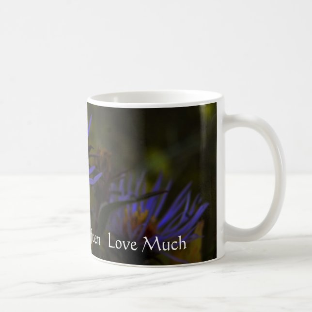 Taza púrpura de la flor (Derecha)