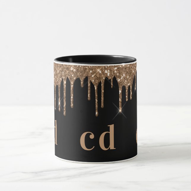 Taza Purpurina de oro negro gotea monograma brillante e (Centro)