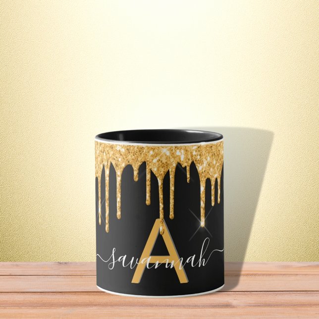 Taza Purpurina de oro negro gotea sobre el guión de nom (Subido por el creador)