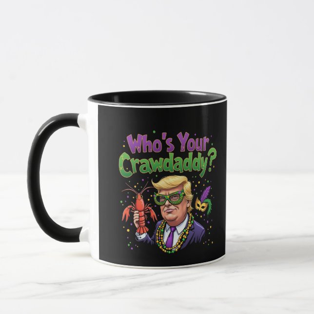 Taza ¿Quién es tu guardaespaldas? Funny Trump Mardi Gra (Izquierda)