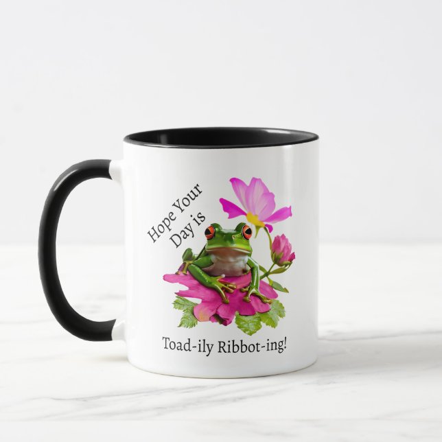 Taza Rana o bollo de toad en flores rosas (Izquierda)