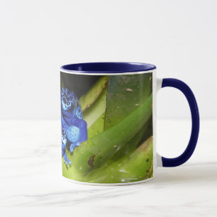 Taza Ranas azules del dardo del veneno en la hoja 1