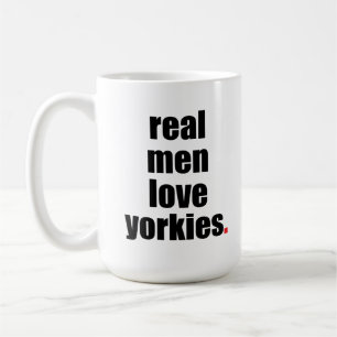 Taza real de Yorkies del amor de los hombres