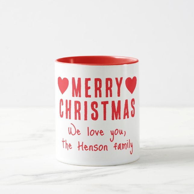Taza Red Hearts Merry Christmas Family Name Gift (Centro)