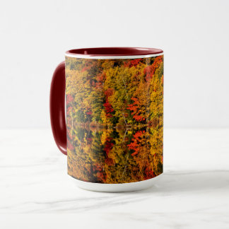 Taza Reflexión de otoño en Russell Pond | Nuevo Hampshi