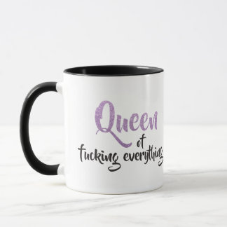 Taza ¡Reina de j*rder todo! Negro y púrpura